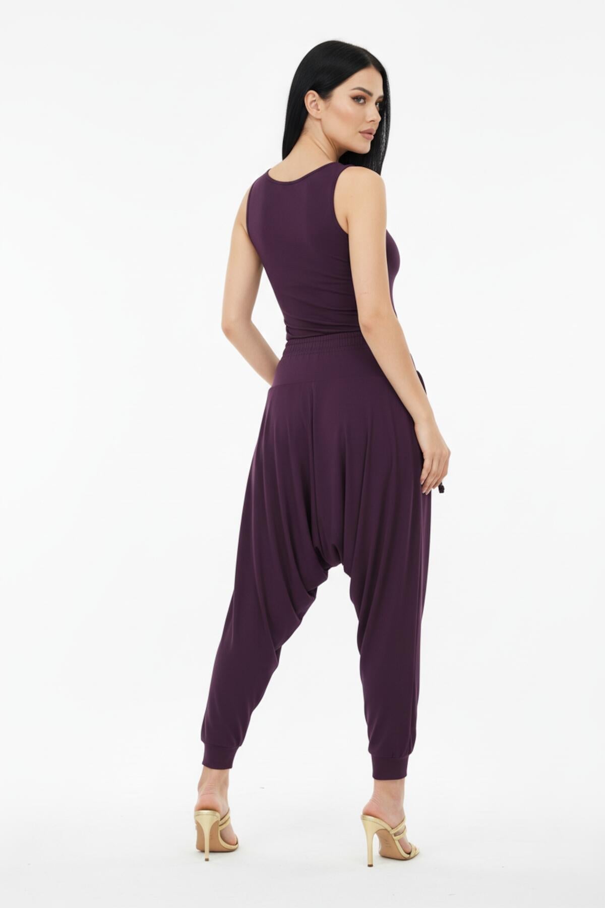 Plus-Size Sandy Hose — Lila