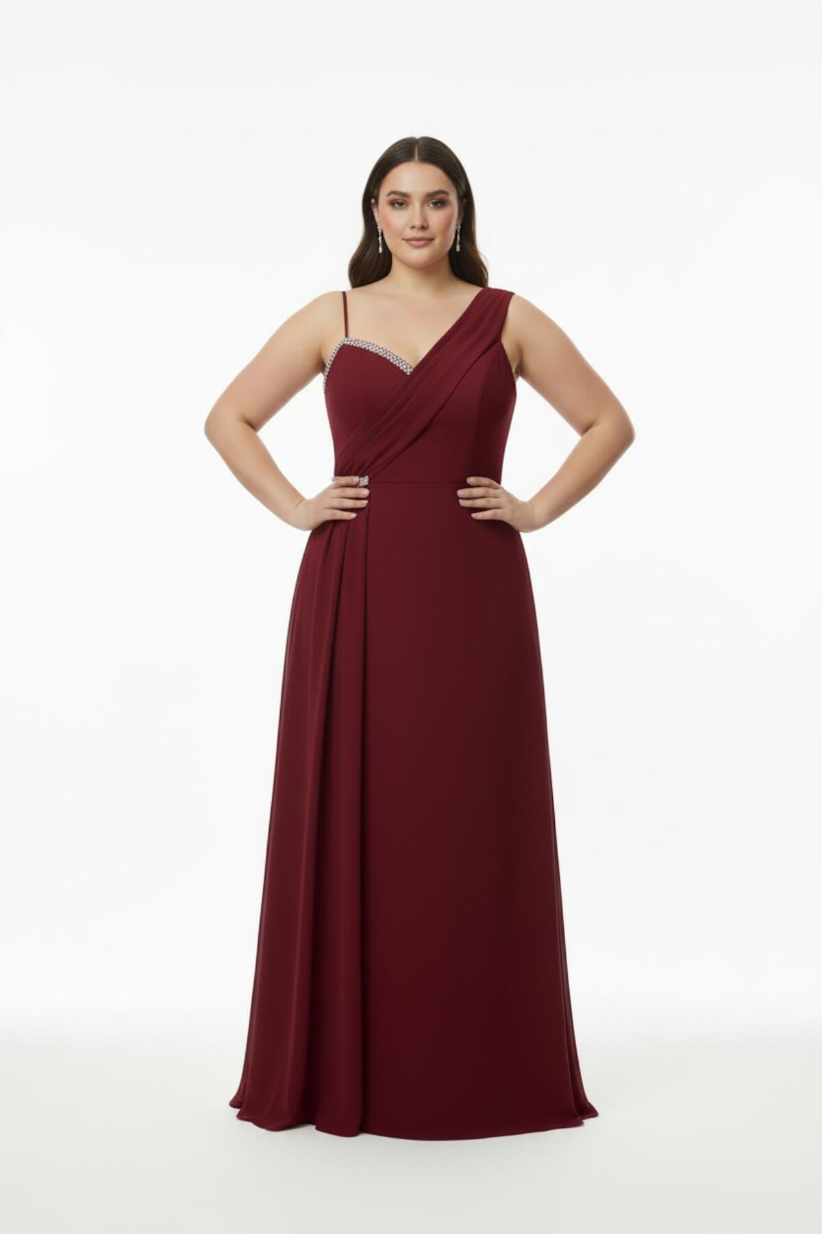 Ärmelloses, langes Abendkleid in großen Größen, an Brust und Taille geformt – Burgund