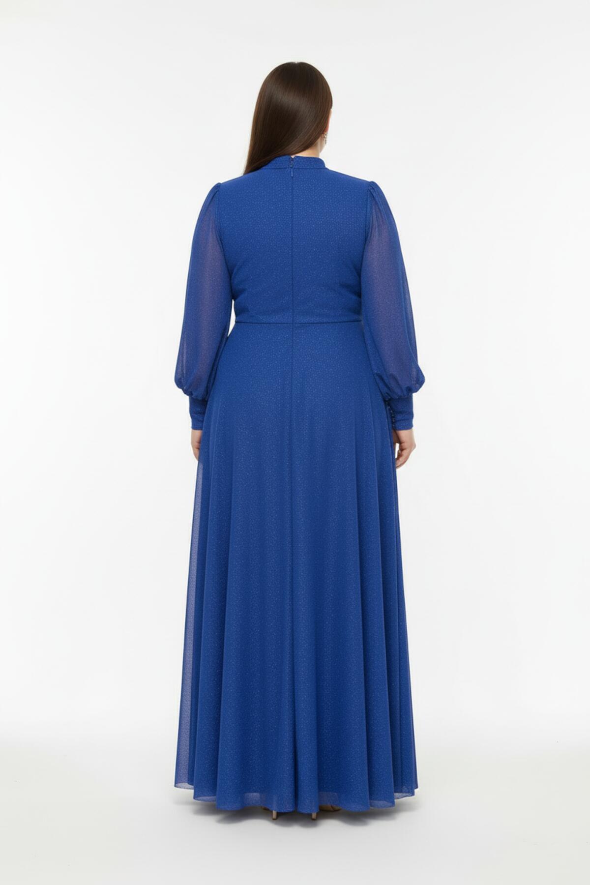 Plussize-Plisse-Abendkleid Lang mit Taillendetail — Königsblau