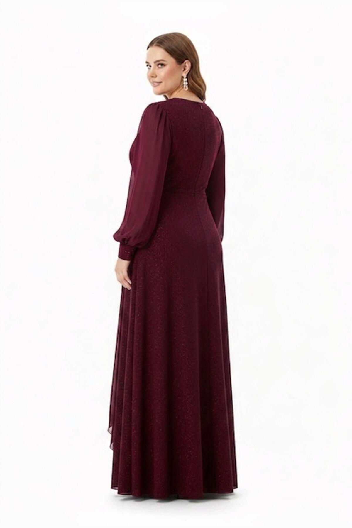 Plus - Size Chiffon Overlay Evening Dress With Waist Detail — Burgundy