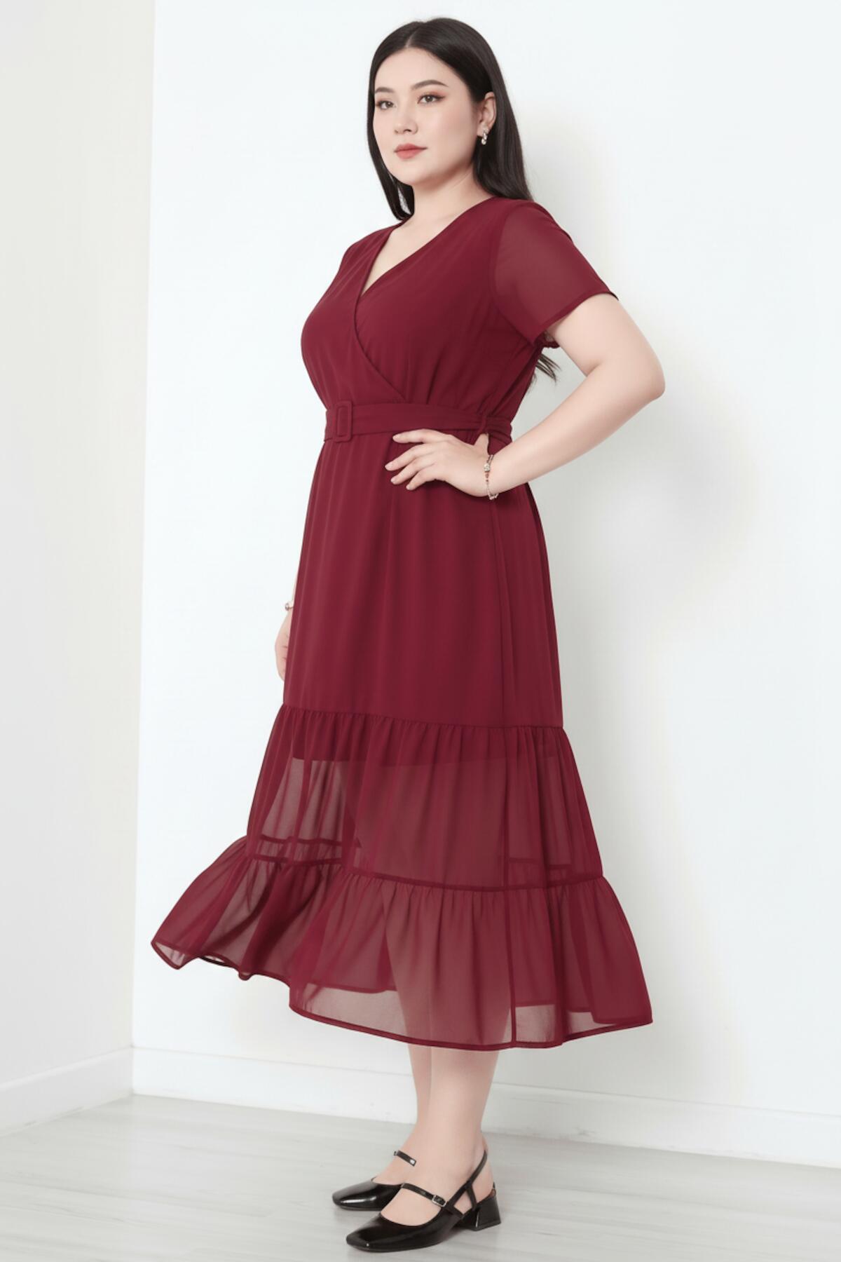 Plus-size lange V-halsjurk met gelaagde tule zoom — Bordeaux