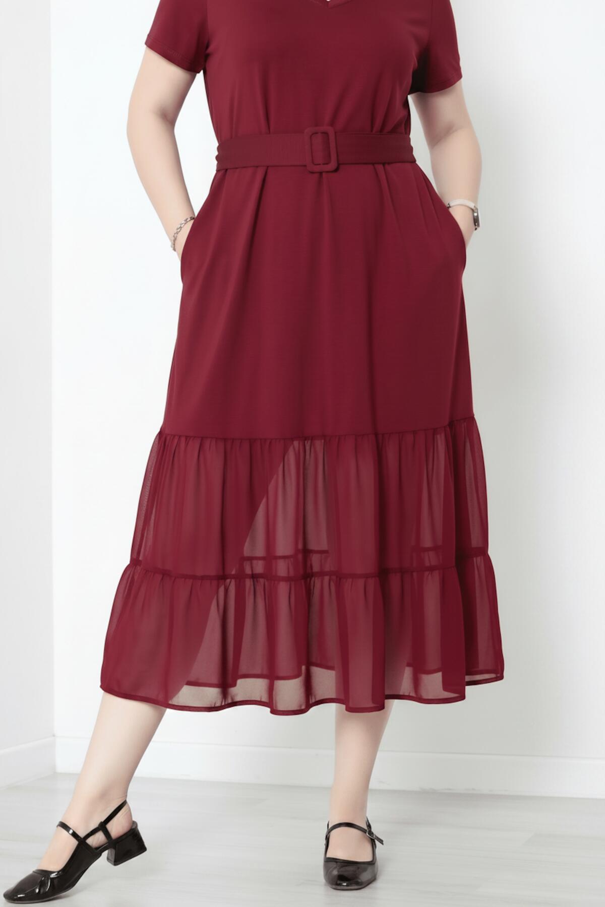 Plus-size lange V-halsjurk met gelaagde tule zoom — Bordeaux