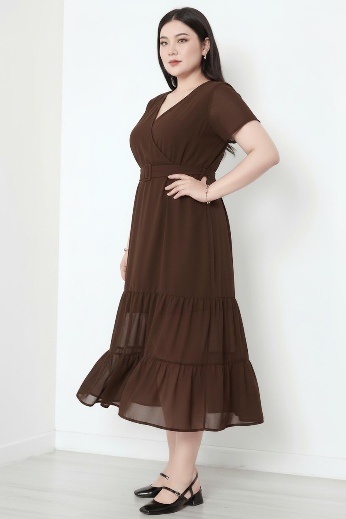 Plus Size Maxi Jurk met V-hals en Gelaagde Tule Zoom, Bruin