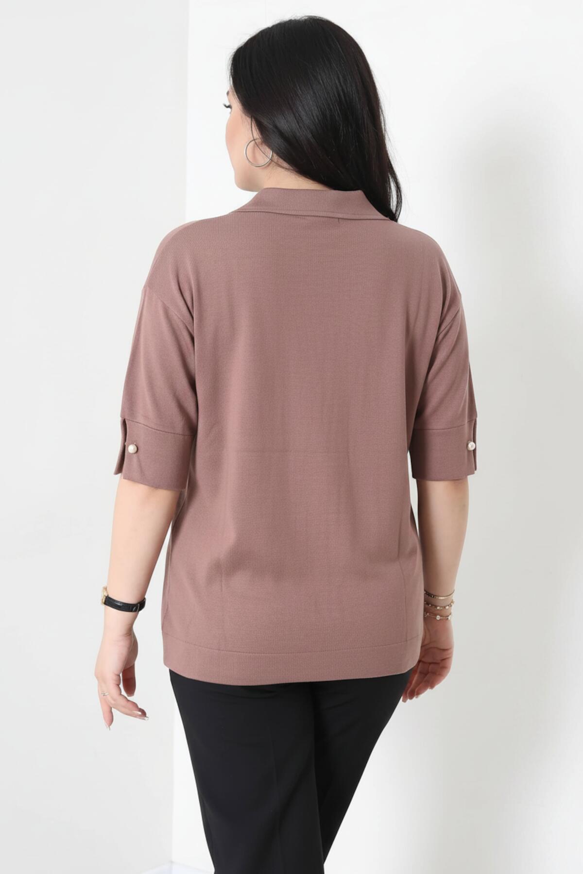 Große Größen Bluse mit Perlenkragen — Taupe