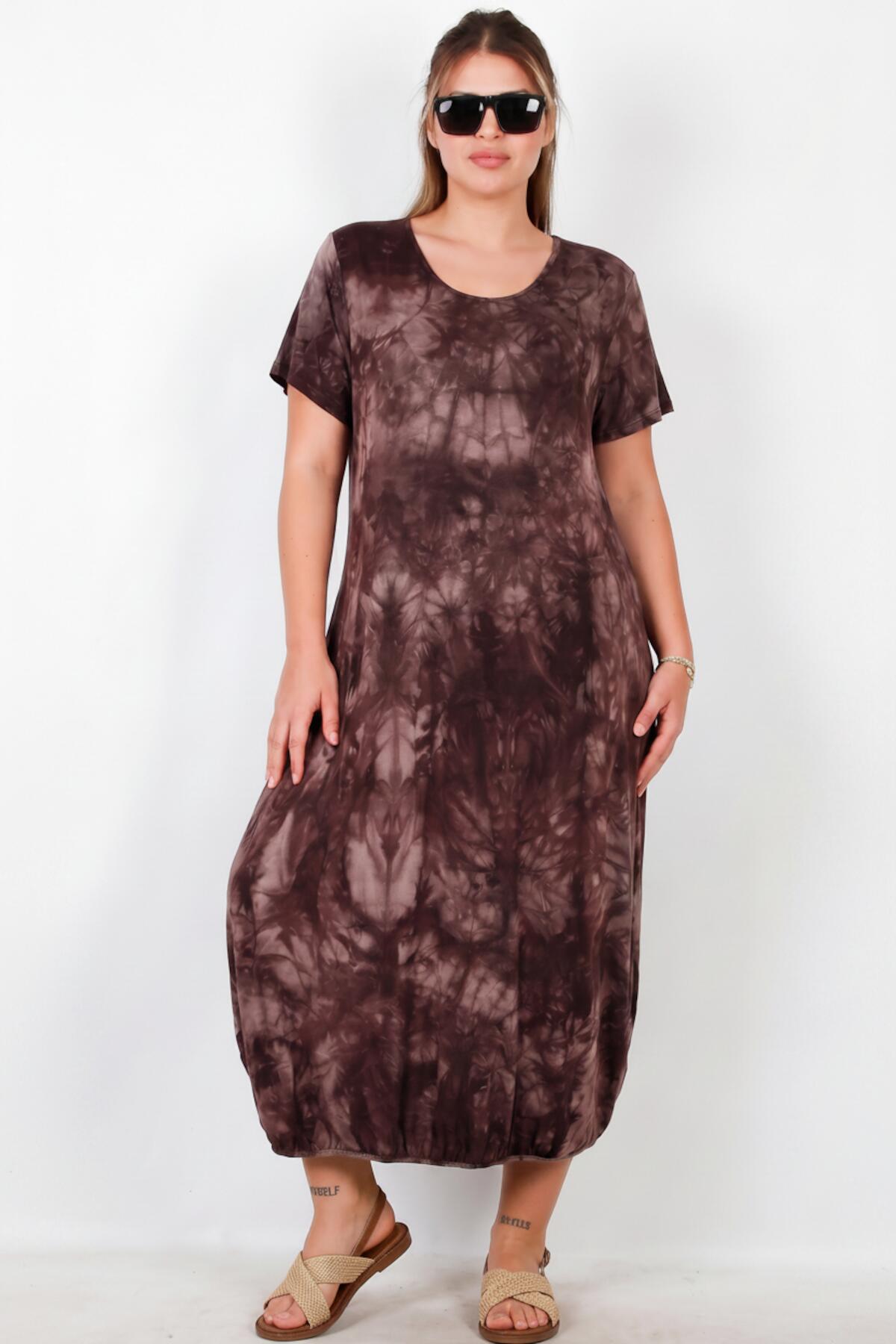 Plus - Size Short‑Sleeve Dress With Snap Hem — Brown