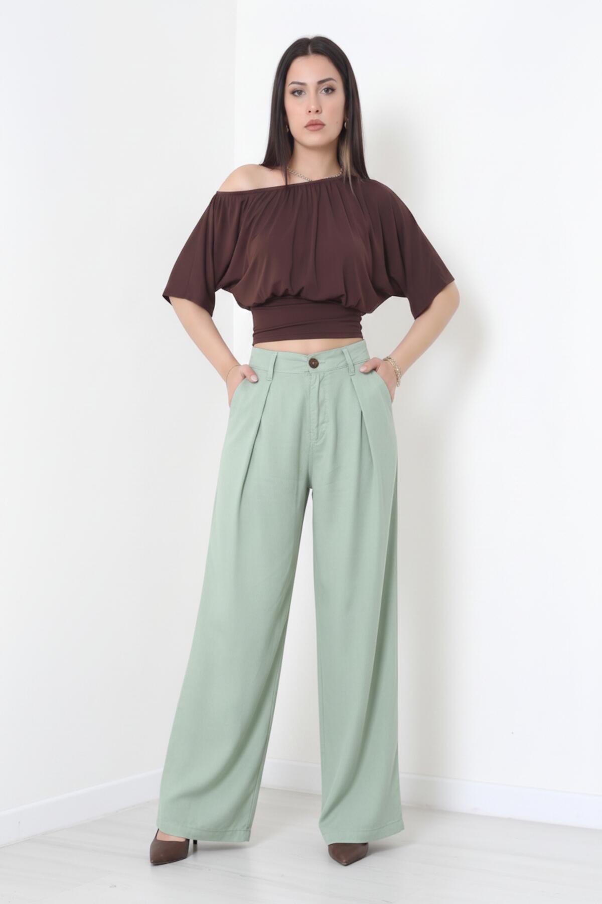 Tencel Pleated Trousers With Elastic Waist — Khaki
