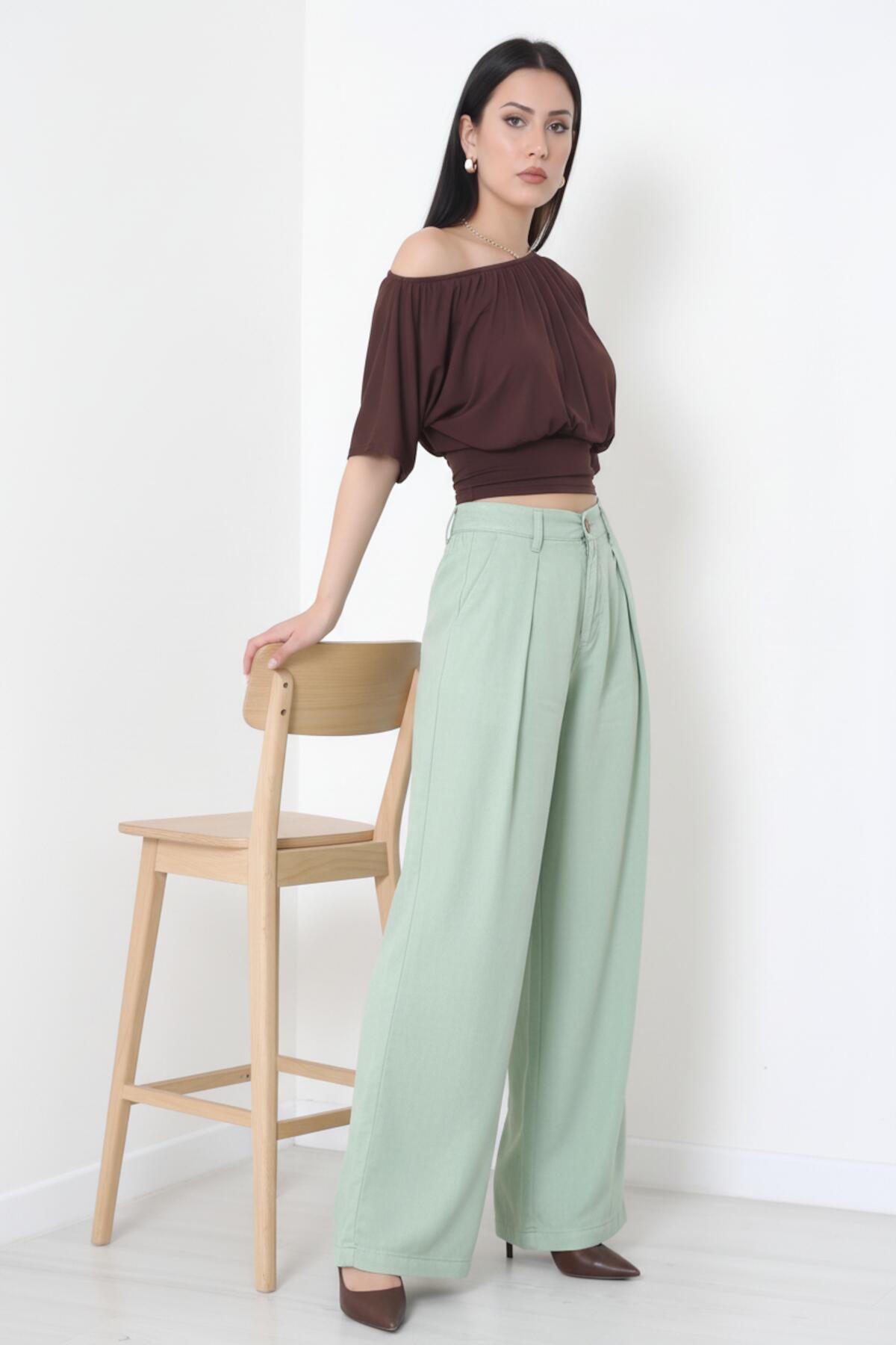 Tencel Pleated Trousers With Elastic Waist — Khaki