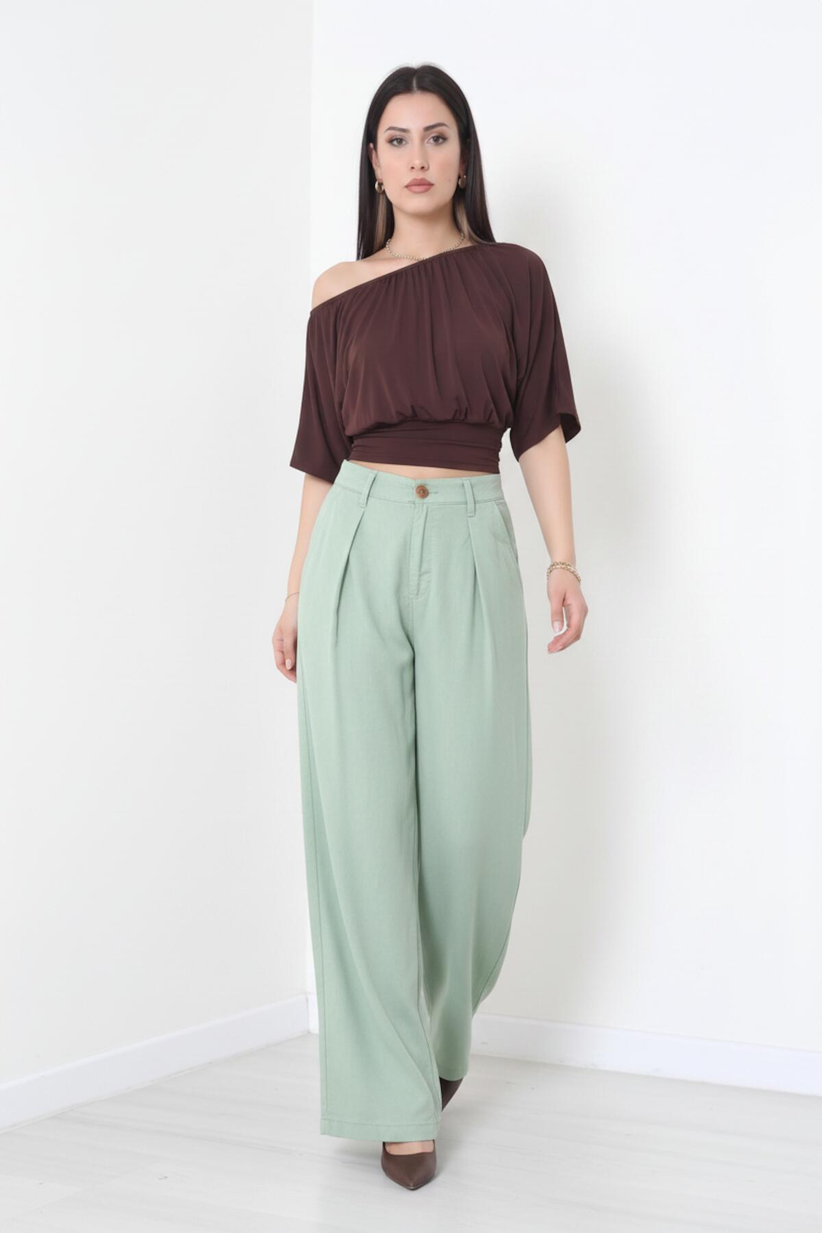 Tencel Pleated Trousers With Elastic Waist — Khaki