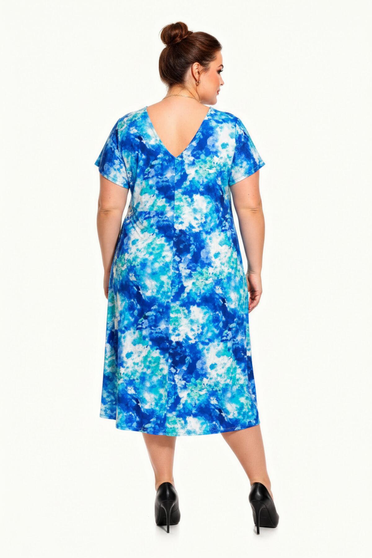 Plus-size jurk met V-hals en patroon