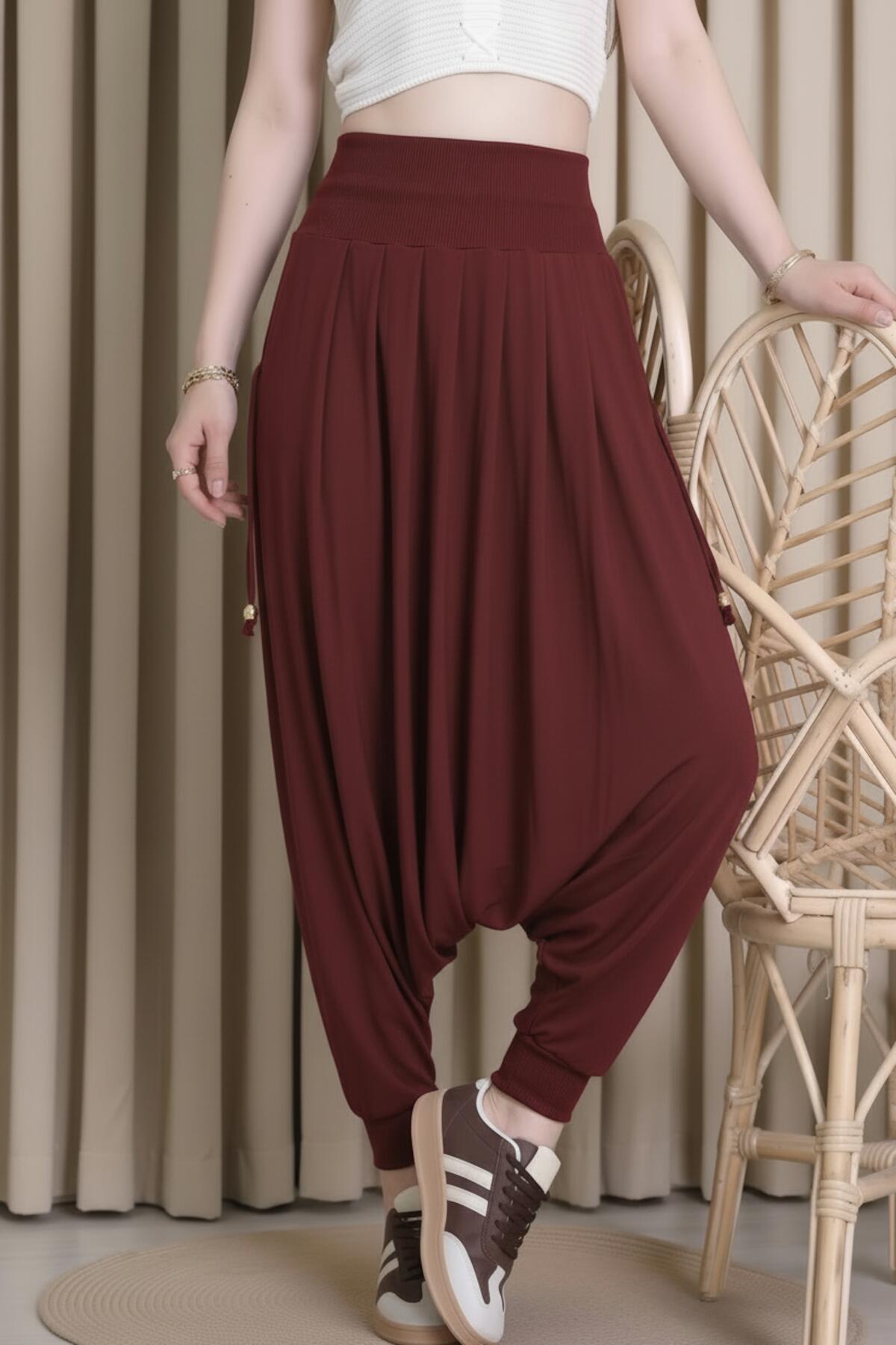 Sandy Balloon Trousers — Burgundy