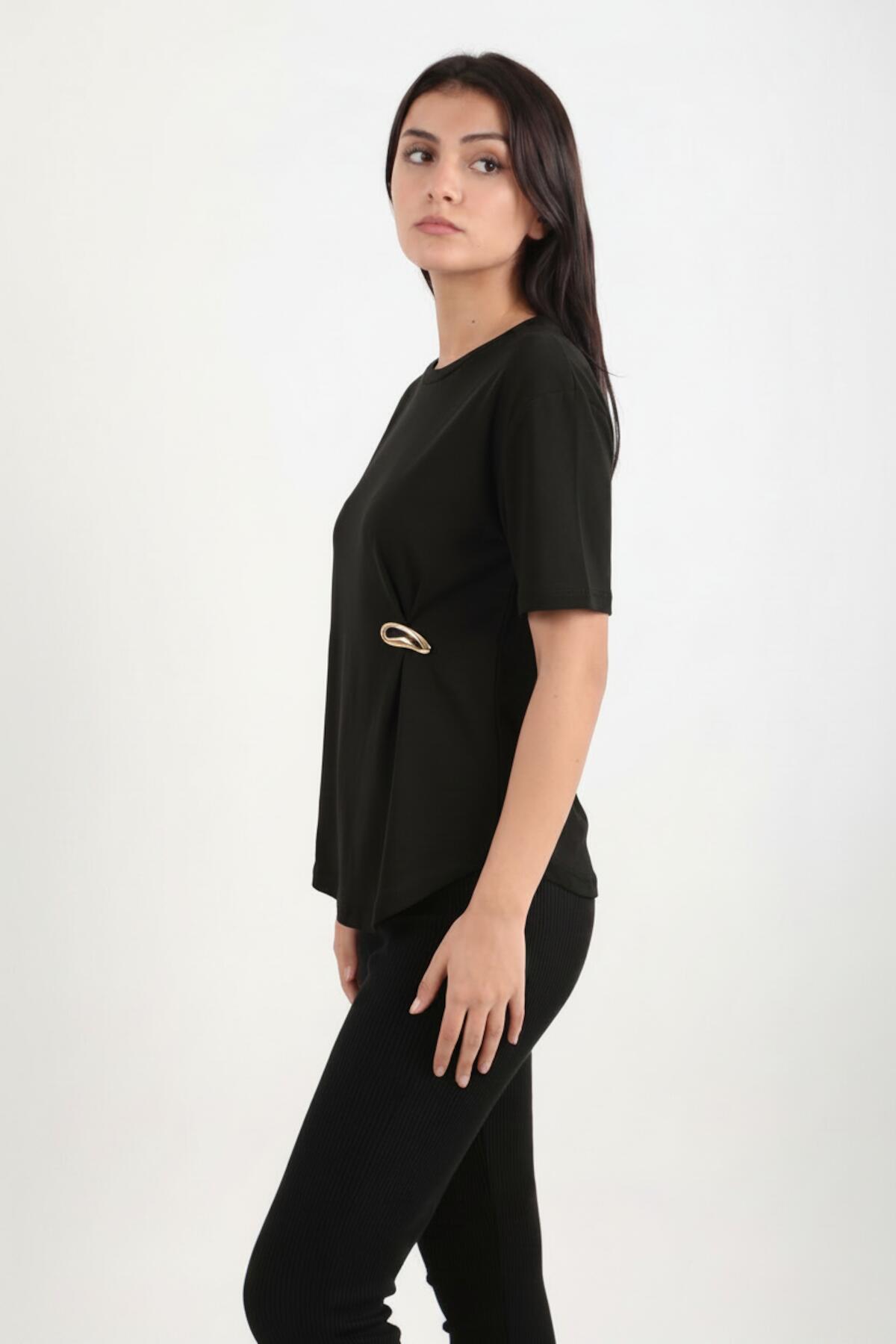 Blouse With Accessory Detail — Black