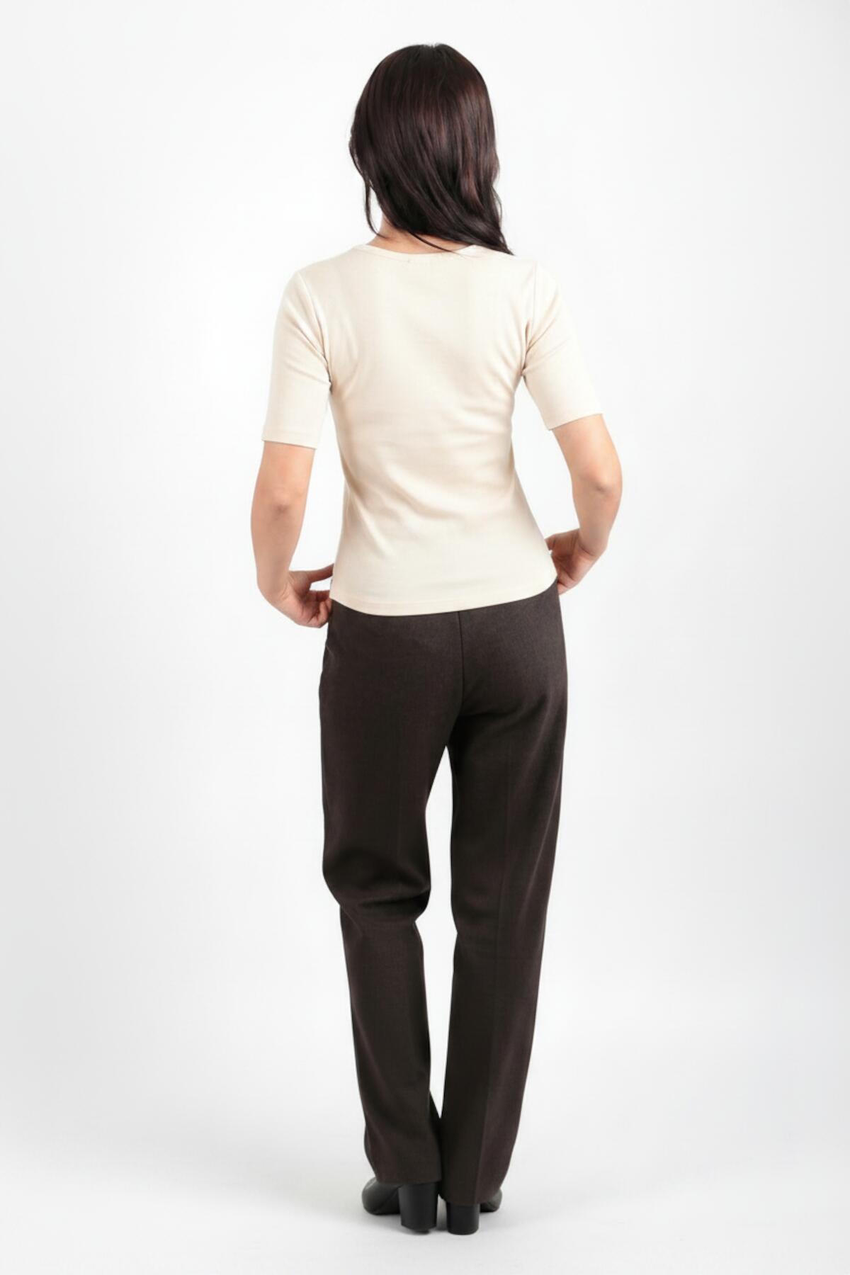 Blouse With Accessory Detail — Off‑White