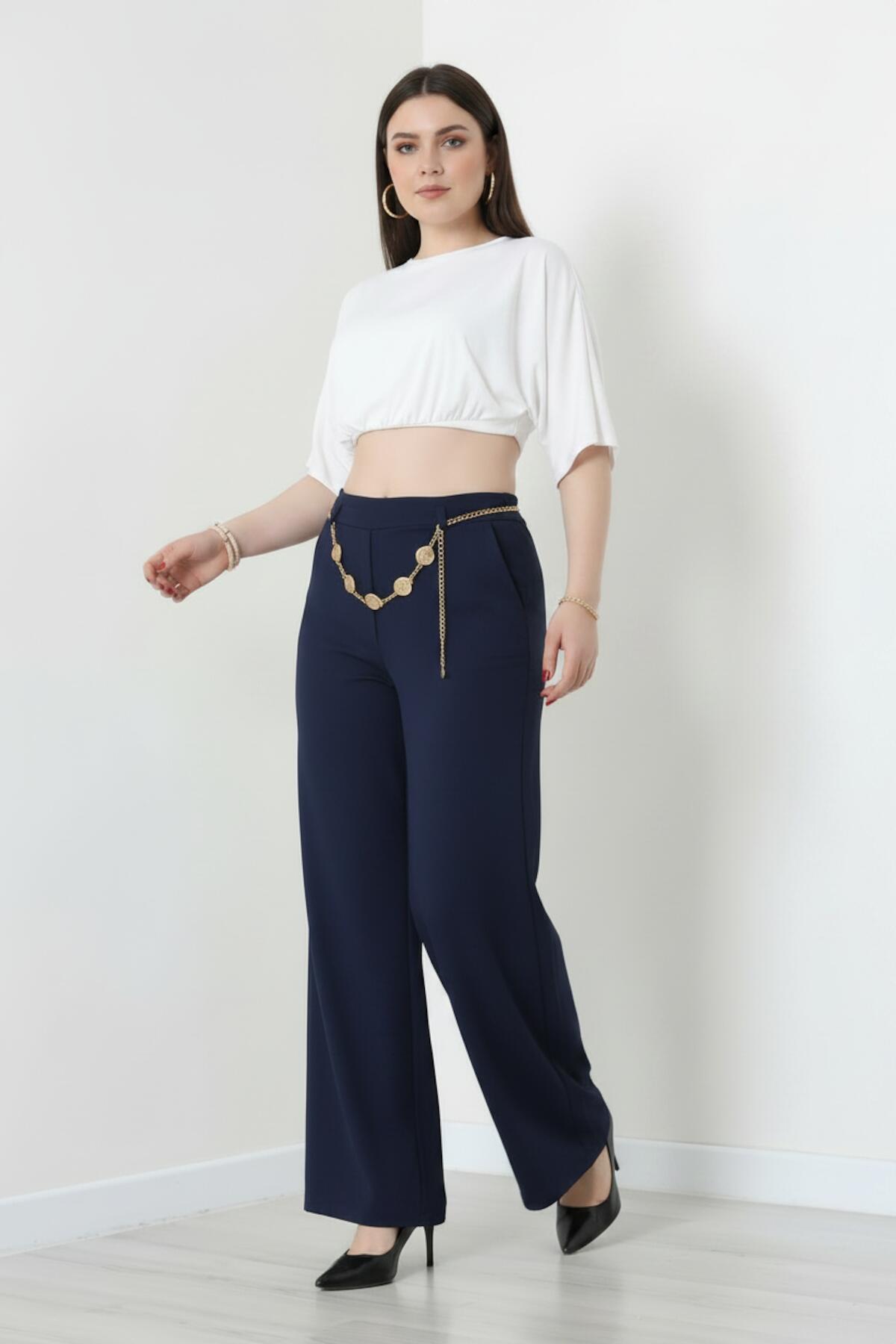 Belt - Detail Wide - Leg Trousers — Navy
