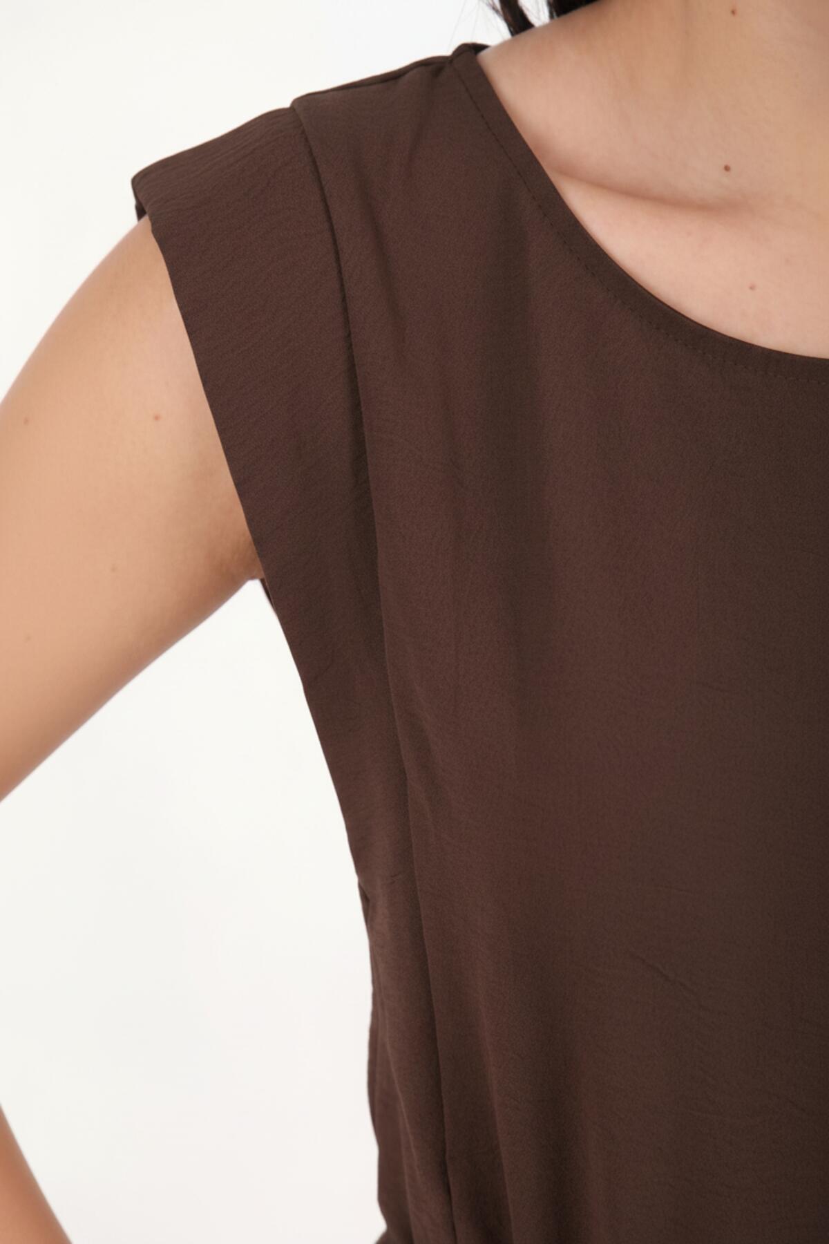 Padded - Shoulder Dress With Slim Elastic Waist — Brown