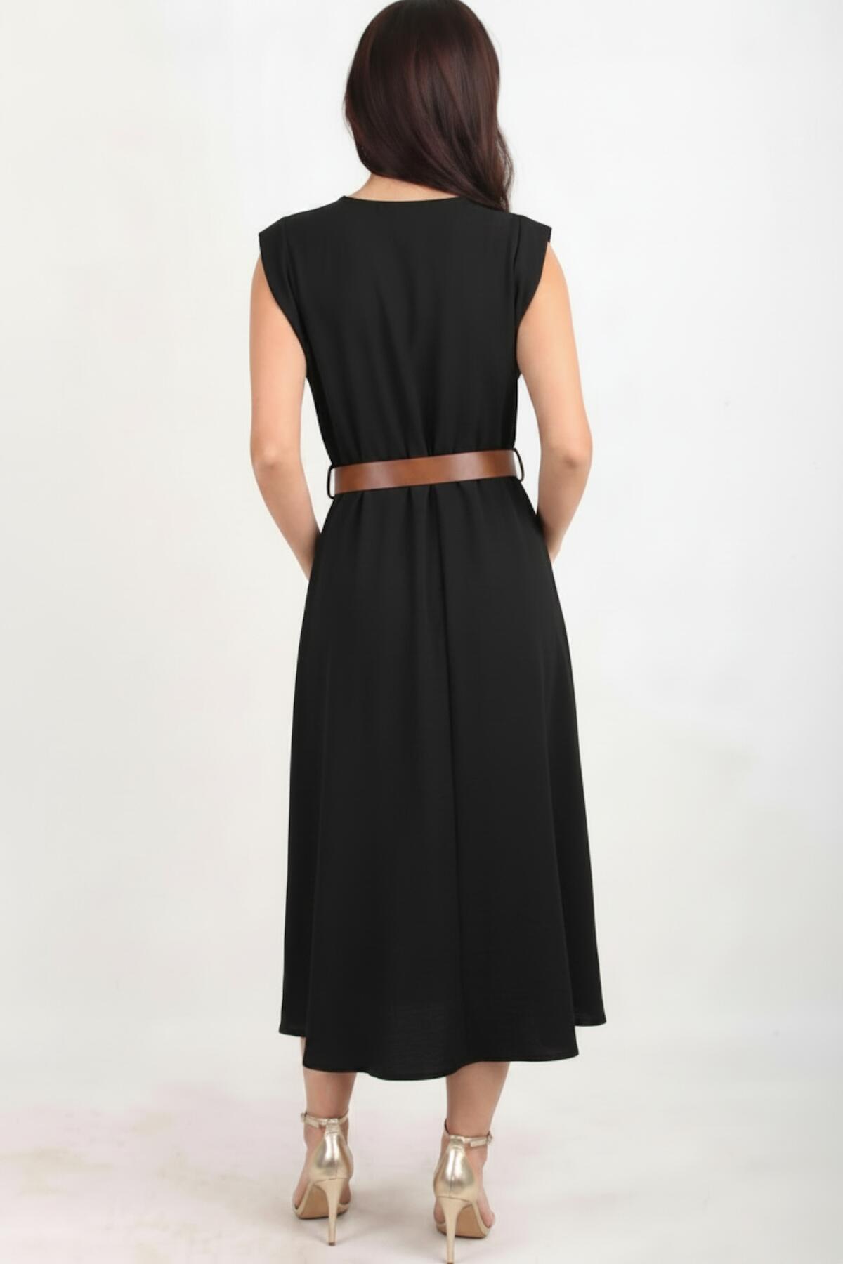 Black Dress With Padded Shoulders And Slim Elastic Waist