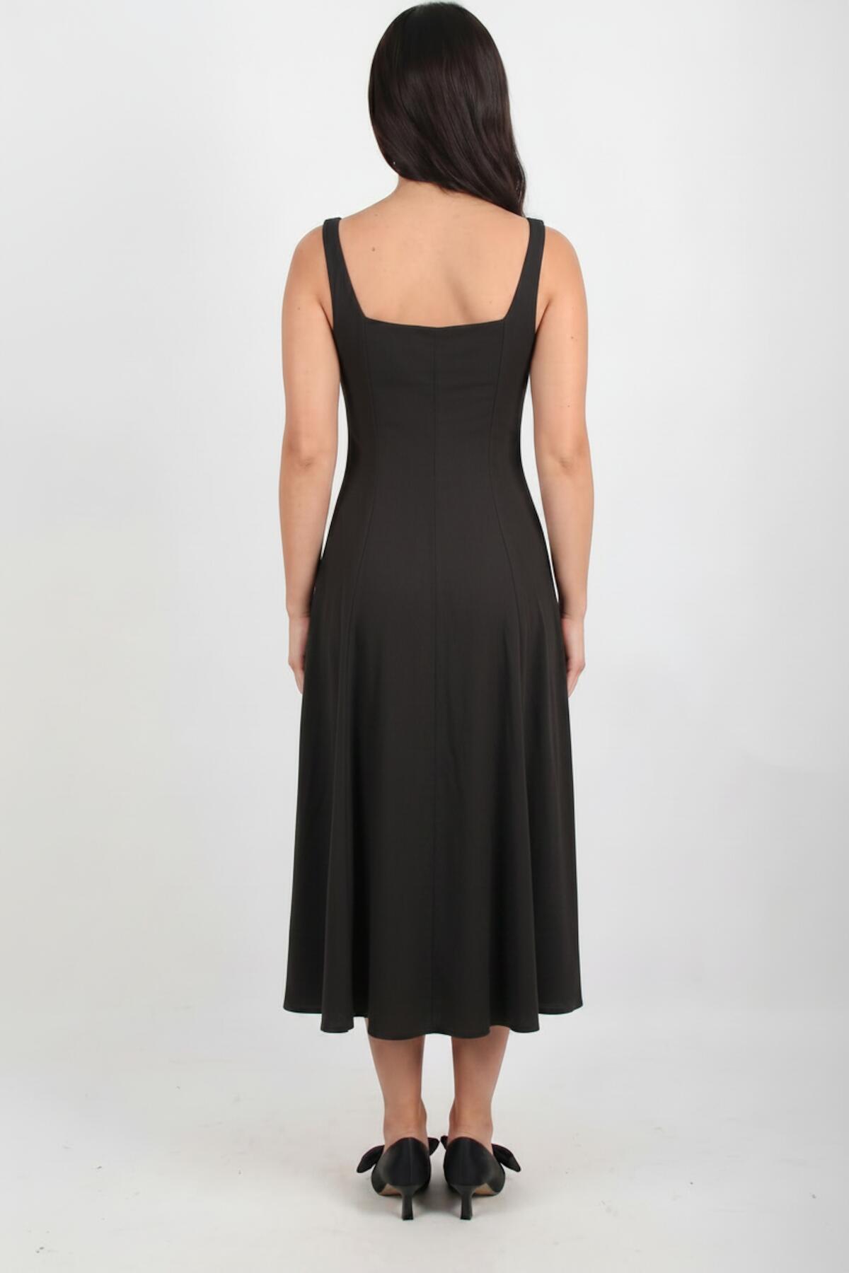 Modal-Kleid mit eckigem Ausschnitt – Schwarz