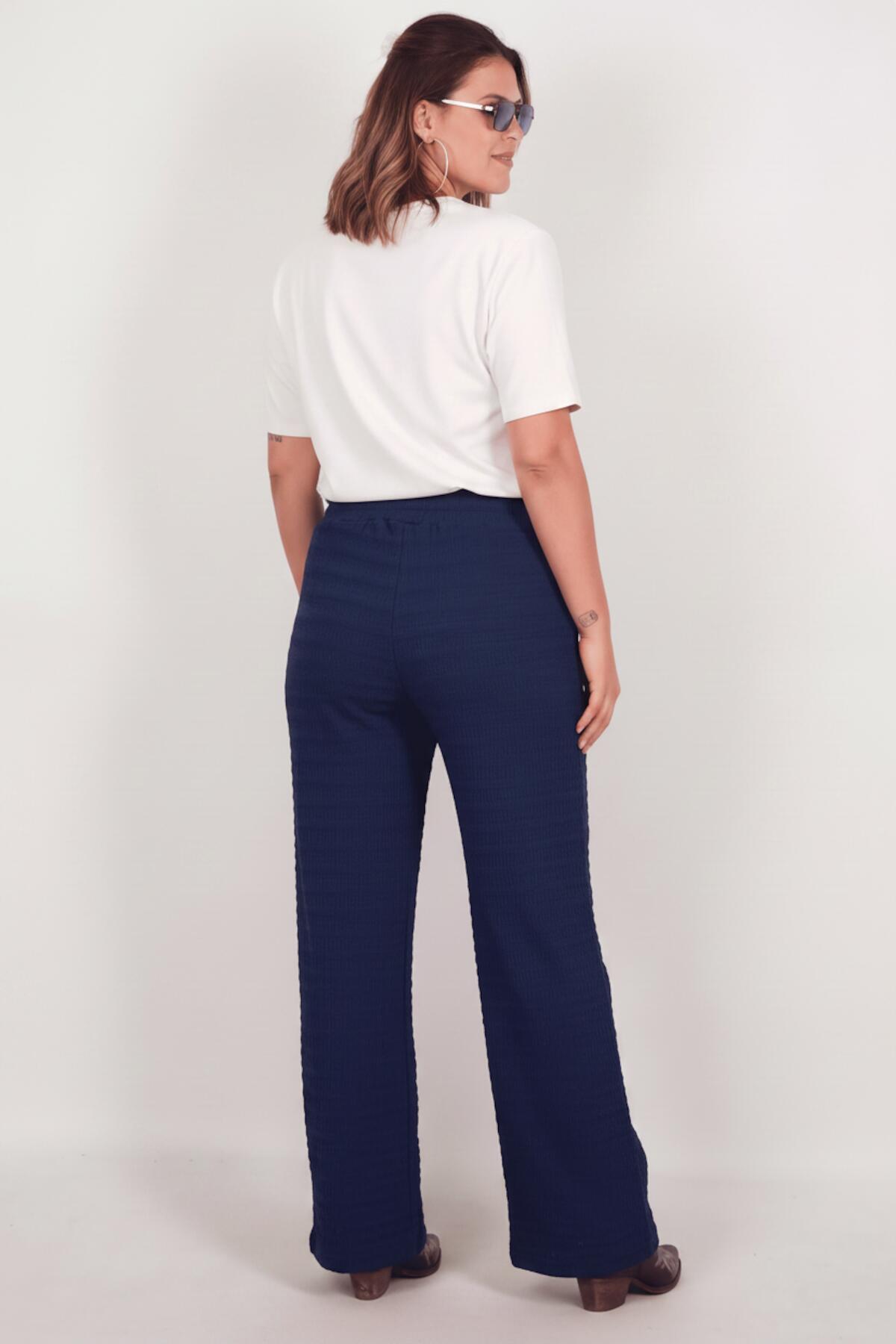 Plus - Size Wave - Print Wide - Leg Trousers — Navy