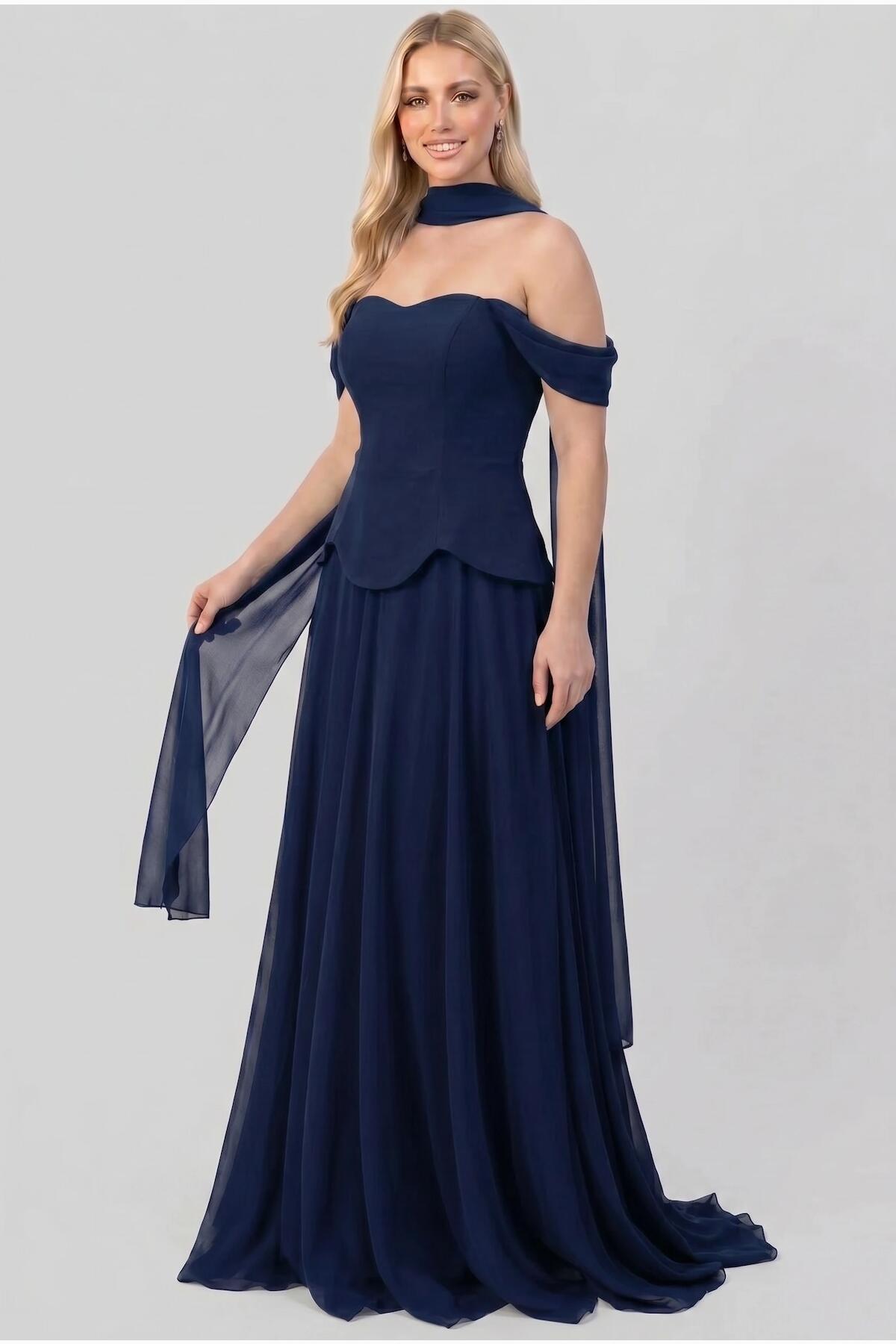 Crêpe-Abendkleid mit Tüllrock und Schal – Marineblau