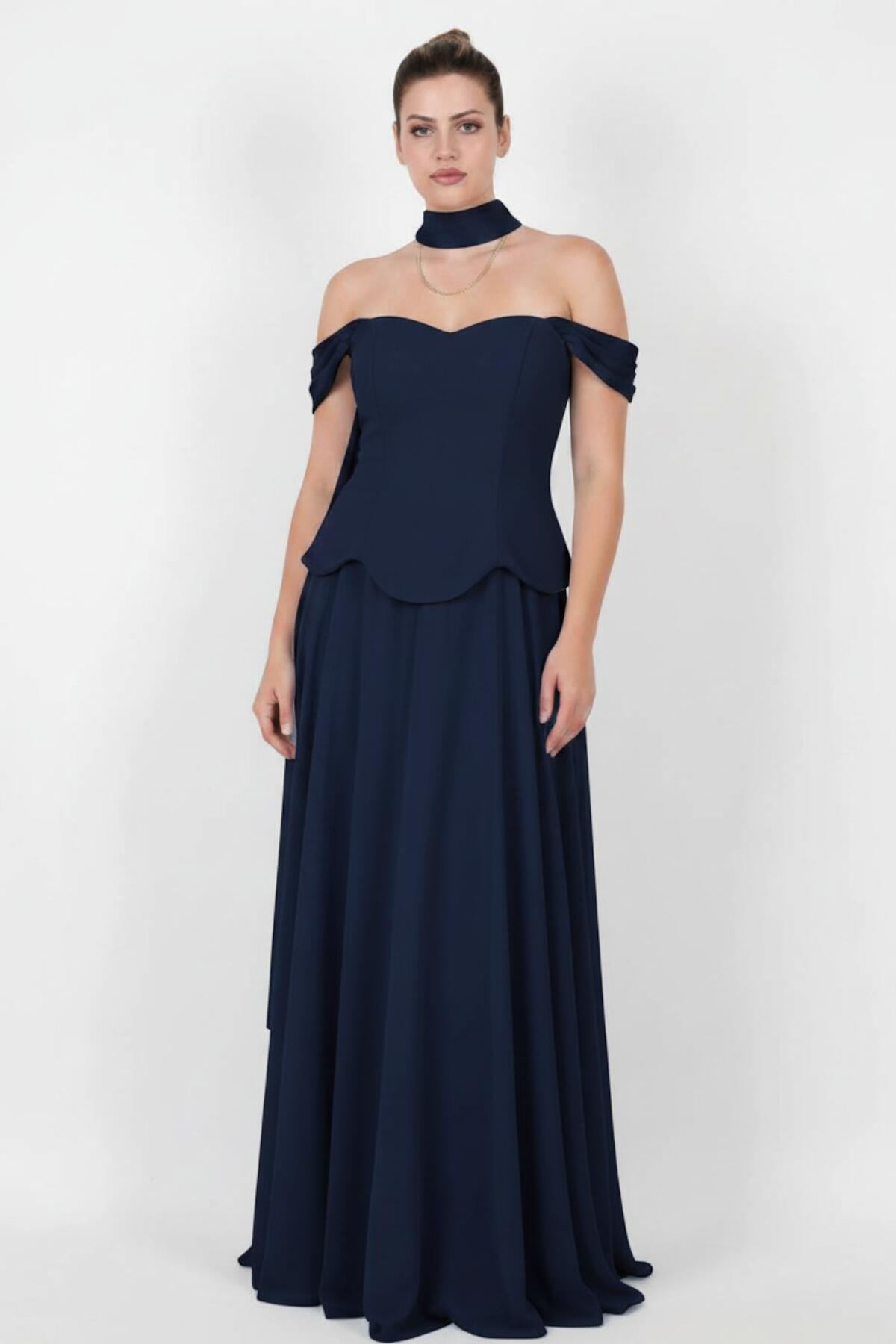 Plus - Size Crepe Evening Dress With Tulle Skirt And Shawl — Navy