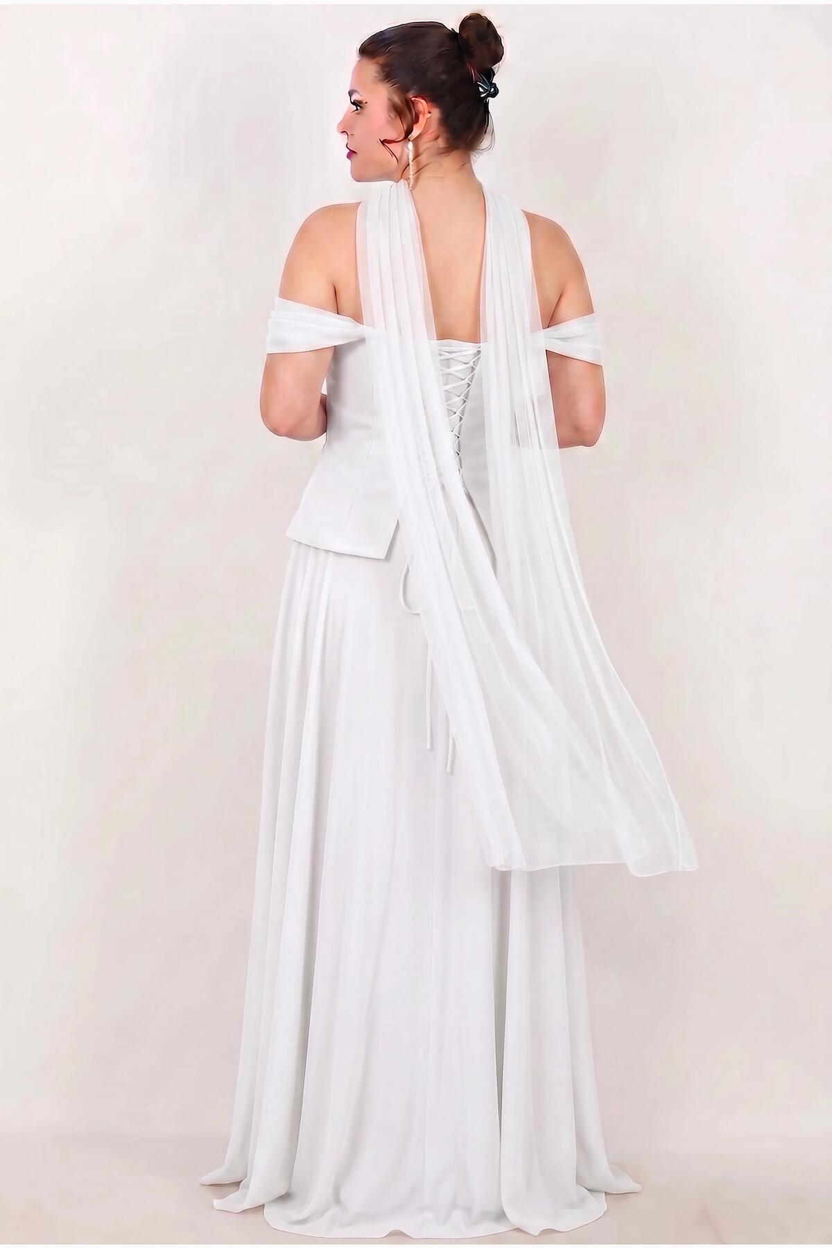 Abendkleid in großen Größen aus Crêpe mit Tüllrock und Steinbesatz – Weiß