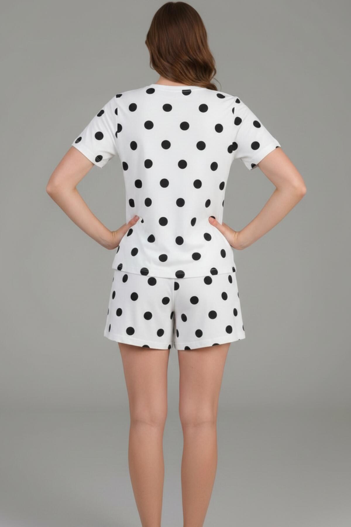 Kurzer Pyjama mit weißem Muster