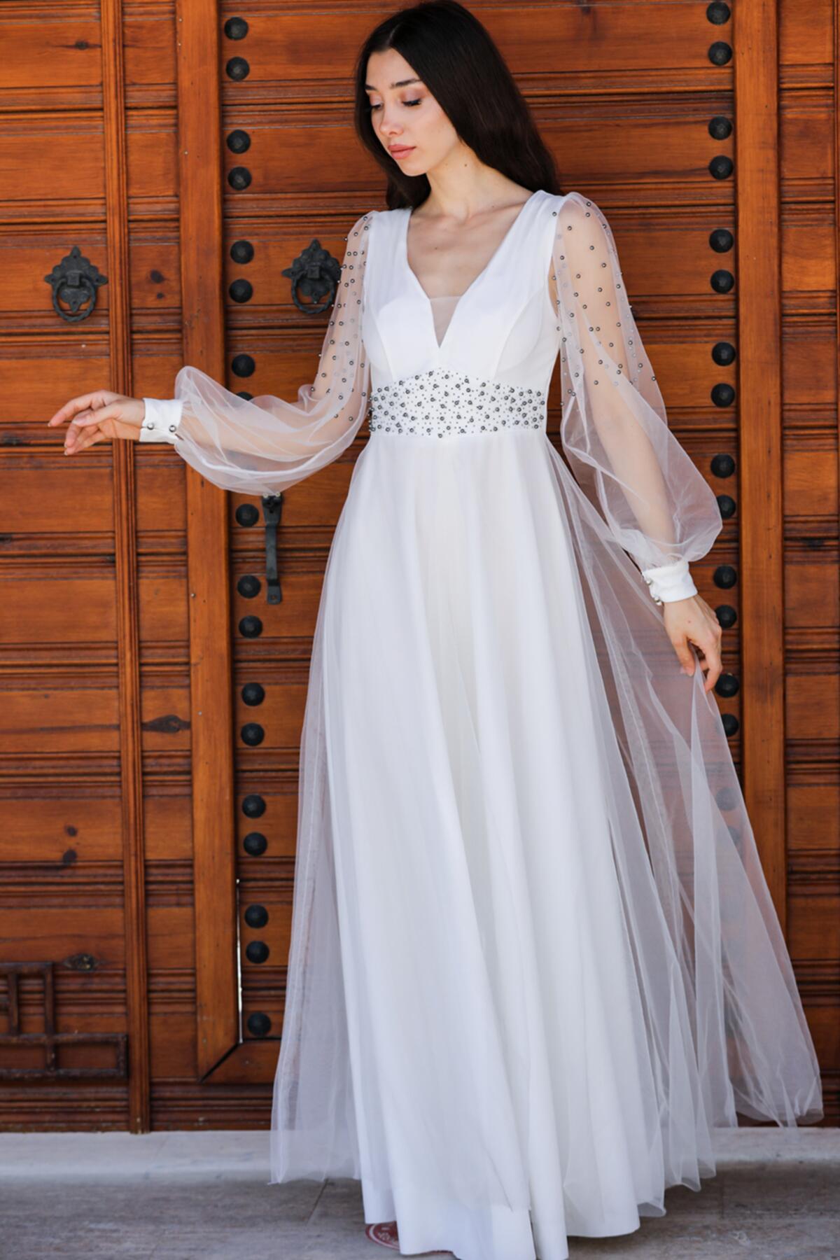 Off - White Long Tulle Evening Dress