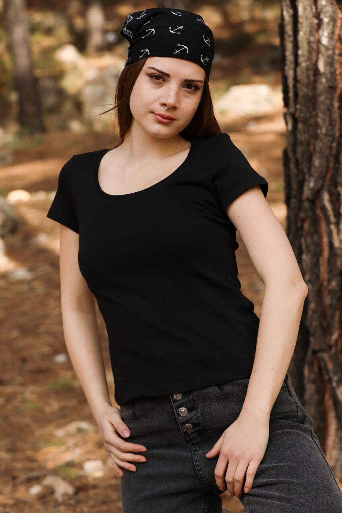 Short - Sleeved Blouse, Black